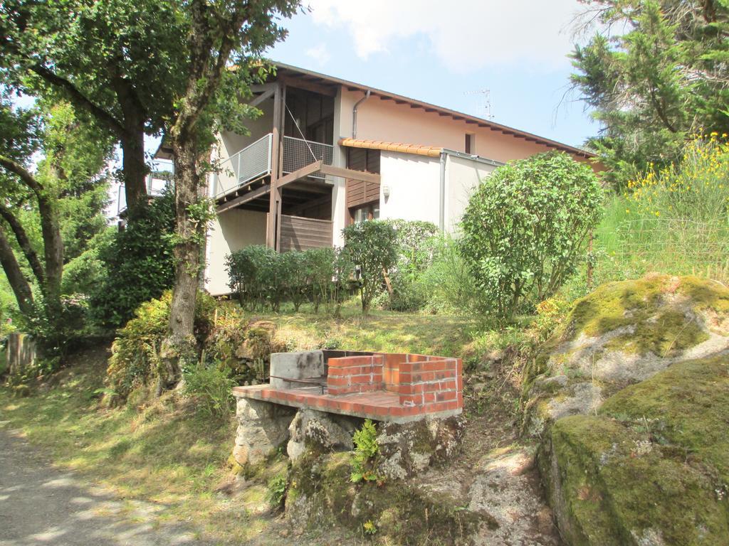 Village De Gites Du Moulin Neuf Getigne Exteriör bild